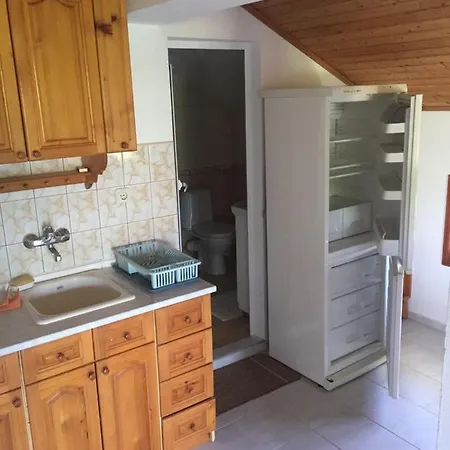 Къща За Гости Мансардата Ferienhaus *